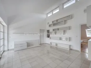Prodej ubytování, Křižanov, Benešovo náměstí, 530 m2