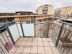 Pronájem bytu 2+kk, Praha - Hostivař, náměstí Přátelství, 58 m2