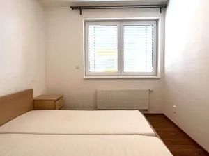 Pronájem bytu 2+kk, Brno, Mojmírovo náměstí, 73 m2