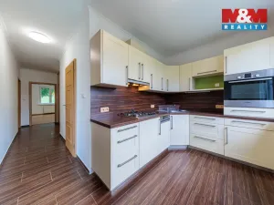 Prodej bytu 3+1, Karlovy Vary - Rybáře, U Koupaliště, 84 m2