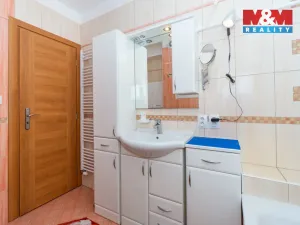 Pronájem bytu 3+kk, Pardubice - Studánka, Dubové návrší, 72 m2