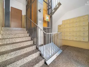 Prodej bytu 3+1, Plzeň, Nýřanská, 63 m2