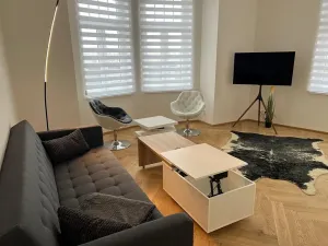 Pronájem bytu 2+kk, Praha - Vršovice, Žitomírská, 60 m2