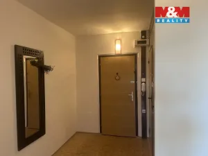 Pronájem bytu 2+kk, Praha - Kobylisy, Chotovická, 43 m2