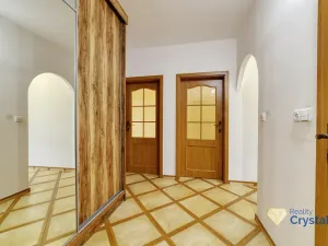 Prodej bytu 3+1, Mariánské Lázně, Za Tratí, 59 m2