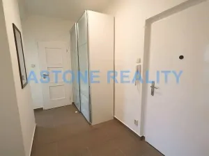 Pronájem bytu 1+1, Praha - Vokovice, Na dlouhém lánu, 43 m2