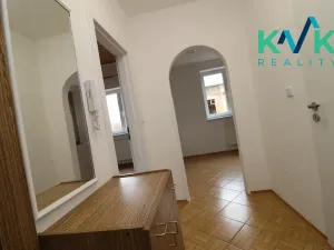 Pronájem bytu 2+1, Sokolov, Nádražní, 57 m2