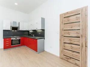 Pronájem bytu 1+kk, Hradec Králové, náměstí Svobody, 30 m2
