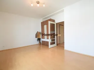 Pronájem bytu 1+kk, Praha - Nusle, Lounských, 46 m2