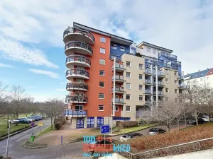 Pronájem bytu 2+1, Praha - Vysočany, Nepilova, 64 m2