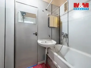 Prodej bytu 3+1, Praha - Vršovice, Tádžická, 75 m2