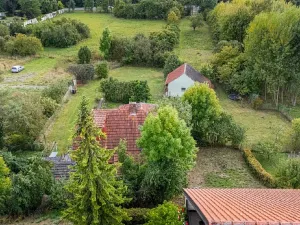 Prodej pozemku pro bydlení, Uhersko, 3765 m2