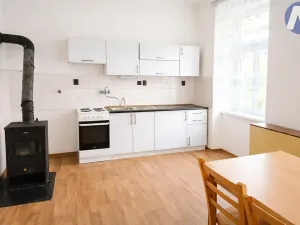 Pronájem bytu 2+kk, Vimperk, náměstí Svobody, 42 m2