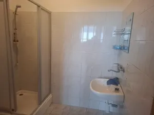 Prodej výrobních prostor, Kupařovice, 1149 m2