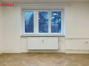 Pronájem bytu 2+1, Pardubice - Zelené Předměstí, Artura Krause, 52 m2