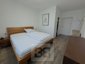 Pronájem bytu 2+1, České Budějovice, Heydukova, 70 m2