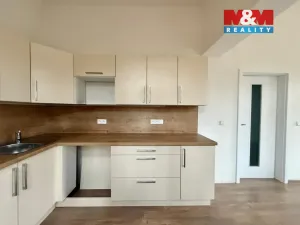 Pronájem bytu 2+kk, Děčín - Děčín III-Staré Město, Březová, 59 m2