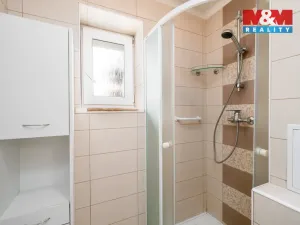 Prodej bytu 3+1, Ústí nad Labem - Neštěmice, Májová, 63 m2