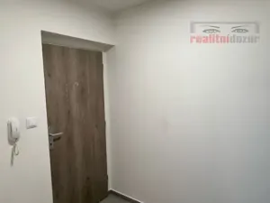 Pronájem bytu 1+kk, Brno, Křepelčí, 39 m2