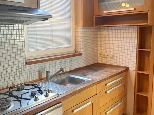 Pronájem bytu 2+1, Praha - Smíchov, Ostrovského, 52 m2