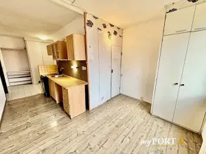 Prodej bytu 2+1, Karlovy Vary, Krušnohorská, 63 m2