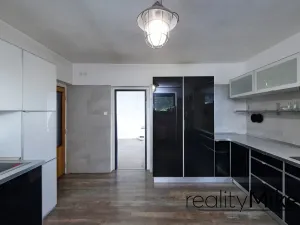 Prodej rodinného domu, Cetenov, 193 m2