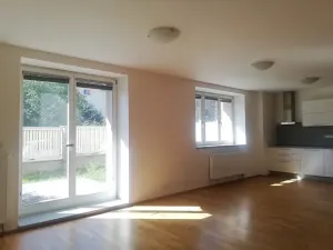 Pronájem bytu 1+kk, Praha - Smíchov, Fráni Šrámka, 46 m2