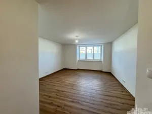 Pronájem bytu 2+kk, Praha - Vysočany, Kolbenova, 60 m2