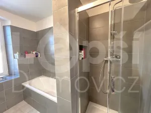 Prodej bytu 3+kk, Jeseník, Kalvodova, 82 m2