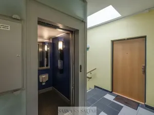 Pronájem bytu 1+kk, Praha - Košíře, Pod Klamovkou, 39 m2