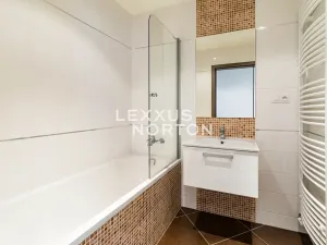 Prodej bytu 2+kk, Praha - Holešovice, Na Maninách, 54 m2