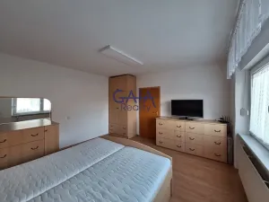 Pronájem bytu 2+1, Mostkovice, U Hřiště, 76 m2