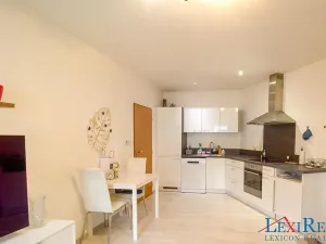 Pronájem bytu 2+kk, Praha - Čakovice, Cukrovarská, 57 m2