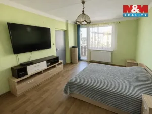 Prodej bytu 3+1, Dynín, 70 m2