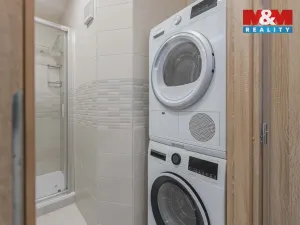 Prodej bytu 4+1, Klatovy - Klatovy III, Pod Hůrkou, 81 m2