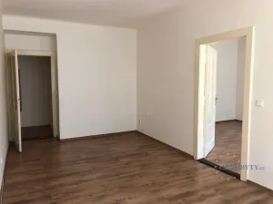 Pronájem bytu 3+kk, Praha - Žižkov, Hájkova, 76 m2