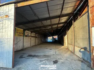 Pronájem skladu, Slapy, 1244 m2