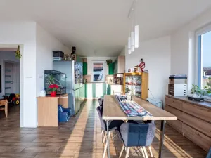 Prodej rodinného domu, Běrunice, Spojovací, 140 m2