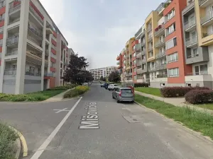 Pronájem garážového stání, Praha - Zličín, Míšovická, 15 m2