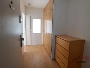 Prodej bytu 2+kk, Praha - Bohnice, Dolákova, 44 m2