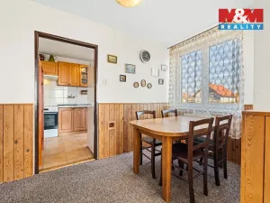 Prodej bytu 4+1, Bezno, Zahradní, 74 m2