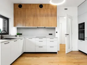 Pronájem bytu 2+kk, Praha - Troja, Pod Hrachovkou, 47 m2