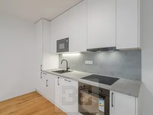 Pronájem bytu 1+kk, Praha - Košíře, Starokošířská, 43 m2