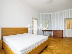 Pronájem bytu 3+1, Praha - Josefov, Břehová, 142 m2