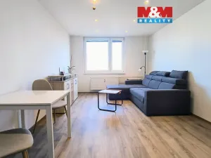 Pronájem bytu 2+kk, Kladno, Vašíčkova, 40 m2