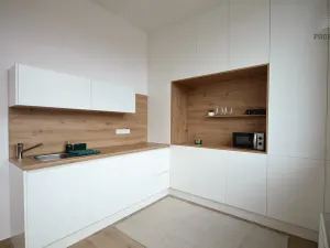 Pronájem obchodního prostoru, Kuřim, Tyršova, 31 m2