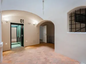 Pronájem bytu 2+kk, Praha - Malá Strana, Vlašská, 94 m2