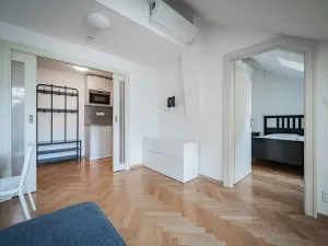 Pronájem bytu 2+kk, Praha - Staré Město, Kozí, 39 m2