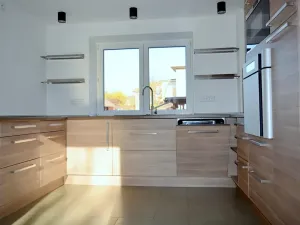 Pronájem bytu 2+1, Fryšták, Komenského, 86 m2