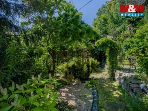 Prodej rodinného domu, Háje nad Jizerou - Loukov, 180 m2